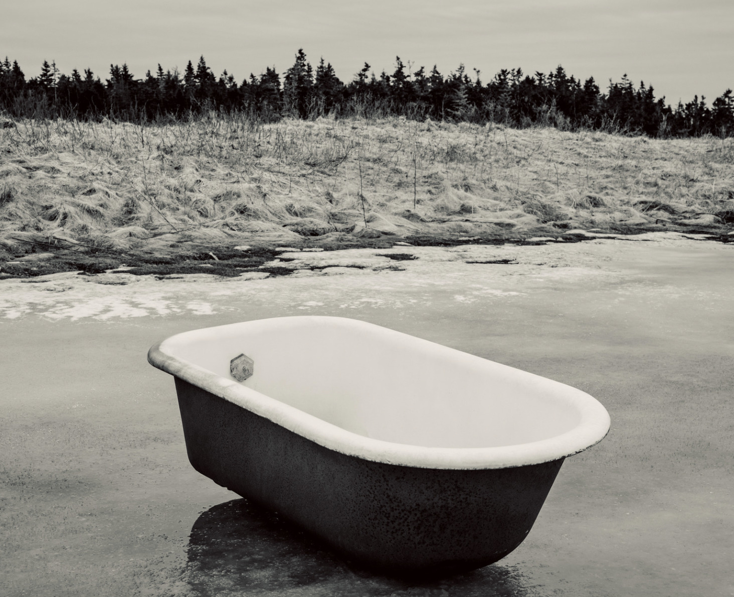 are there benefits of a cold bath in the Winter time?